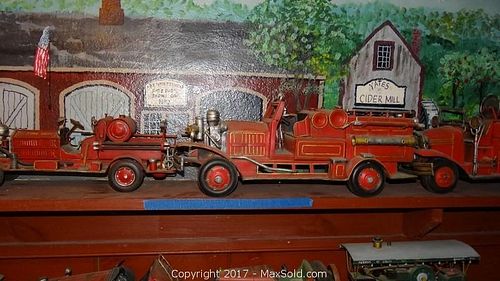 Lot #0652 (1 of 8)