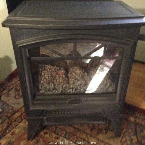 Lot #0682 (1 of 6)