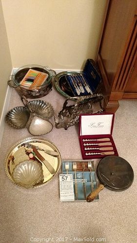Lot #0057 (1 of 23)