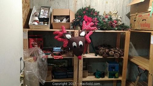 Lot #0107 (1 of 8)