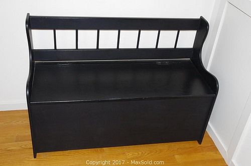 Lot #0752 (1 of 7)