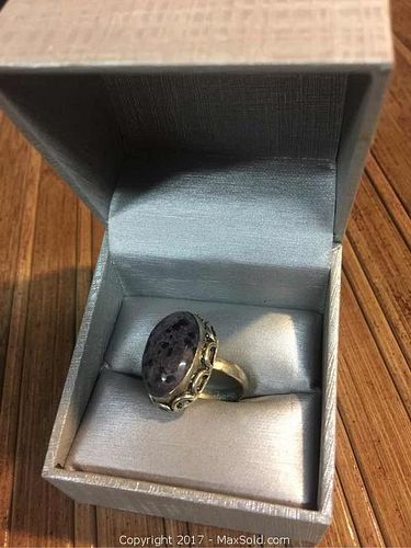 Lot #0052 (1 of 5)