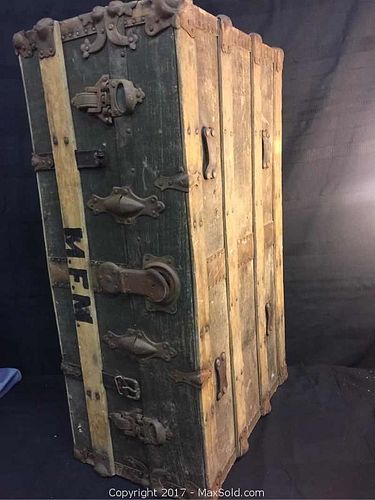 Lot #0129 (1 of 4)