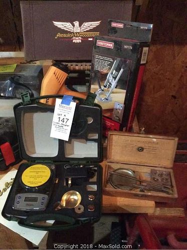 Lot #0147 (1 of 4)