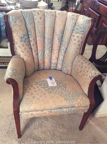Lot #0225 (1 of 2)