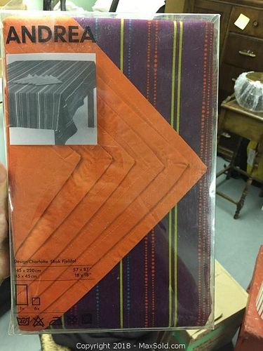Lot #0088 (1 of 3)