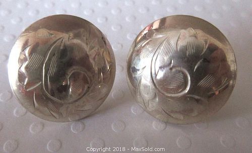 Lot #0040 (1 of 2)