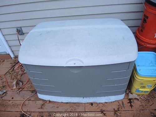 Lot #0342 (1 of 7)