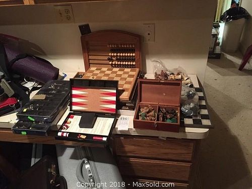 Lot #0446 (1 of 13)