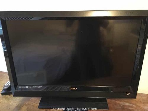 Lot #0075 (1 of 4)