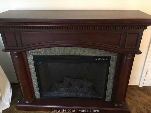 Lot #0111 (1 of 8)