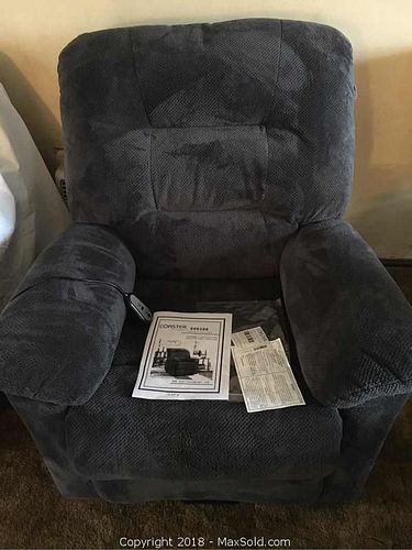 Lot #0124 (1 of 6)