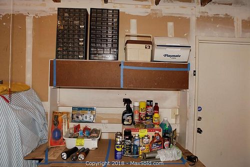 Lot #0452 (1 of 9)