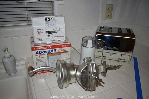 Lot #0524 (1 of 4)
