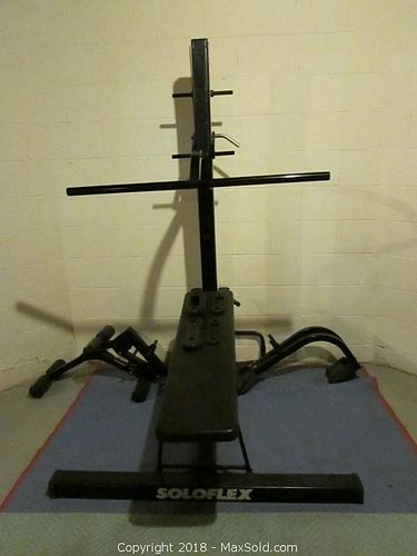 Lot #0737 (1 of 5)
