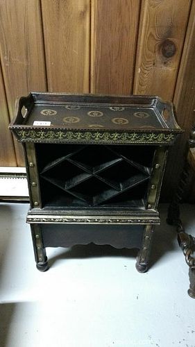 Lot #0549 (1 of 13)