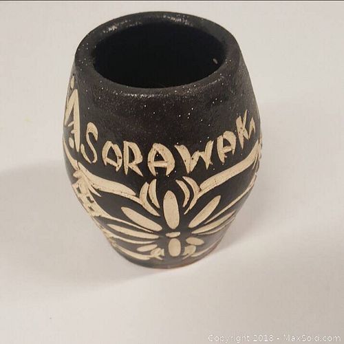 Lot #0021 (1 of 4)