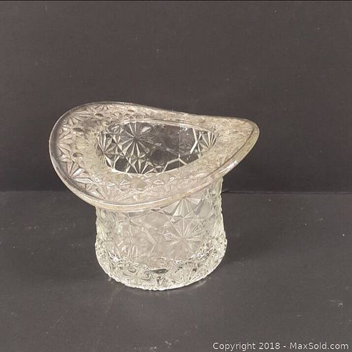 Lot #0068 (1 of 4)