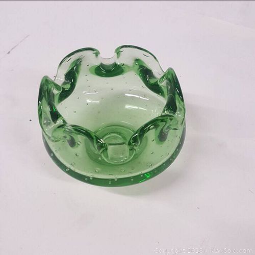 Lot #0070 (1 of 4)