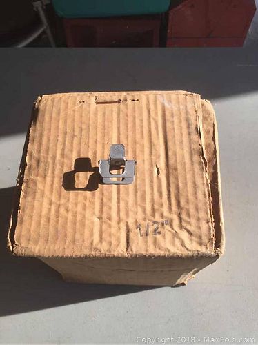 Lot #0154 (1 of 4)