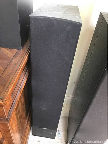 Lot #0095 (1 of 15)