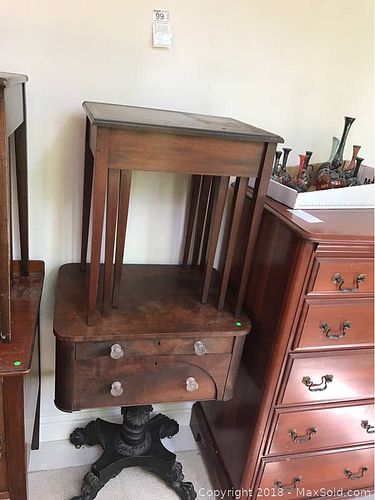 Lot #0099 (1 of 18)