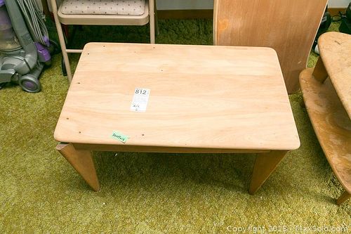 Lot #0812 (1 of 5)