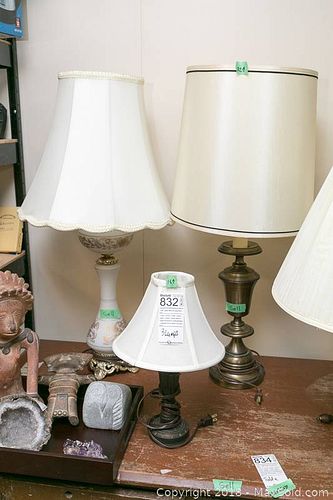 Lot #0832 (1 of 10)