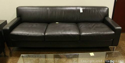 Lot #0001 (1 of 3)
