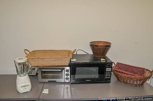 Lot #0084 (1 of 7)