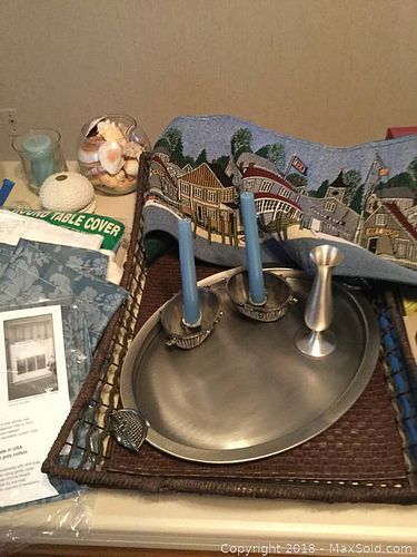 Lot #0156 (1 of 8)