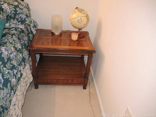 Lot #0084 (1 of 4)