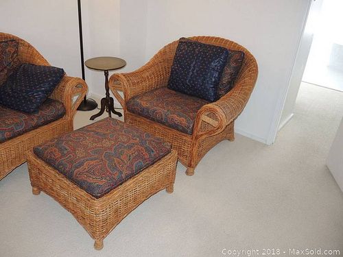 Lot #0088 (1 of 8)