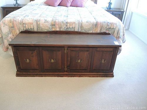 Lot #0093 (1 of 5)
