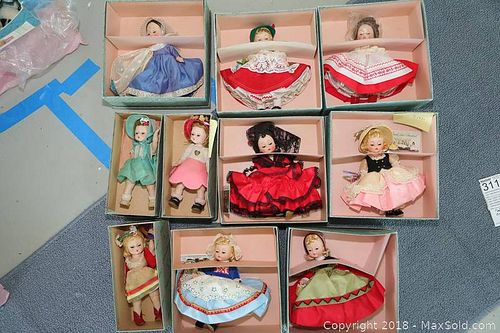 Lot #0311 (1 of 13)