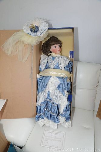 Lot #0809 (1 of 12)