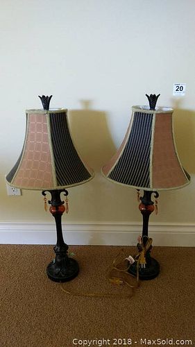 Lot #0020 (1 of 10)