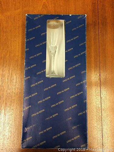 Lot #0048 (1 of 3)