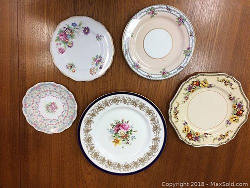 Lot #0060 (1 of 12)