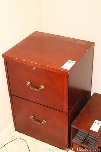 Lot #0433 (1 of 6)