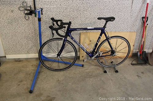 Lot #0450 (1 of 9)