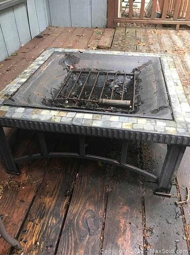 Lot #0486 (1 of 5)
