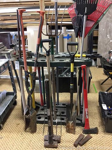 Lot #0121 (1 of 4)