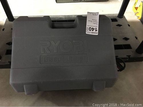 Lot #0140 (1 of 4)