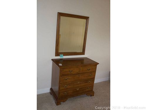 Lot #0317 (1 of 13)