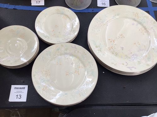 Lot #13 (1 of 4)