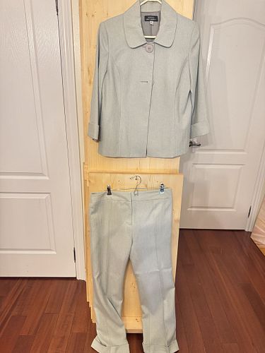 Lot #23 (1 of 6)