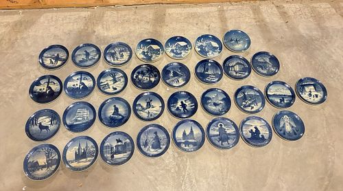 Lot #32 (1 of 10)