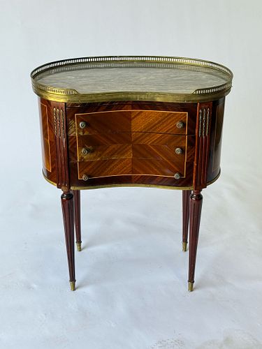 Lot #52 (1 of 9)