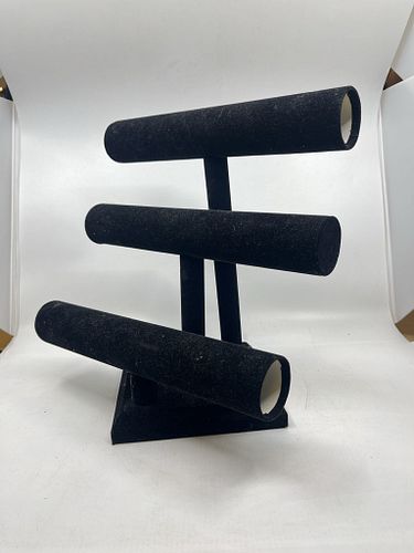 Lot #62 (1 of 8)
